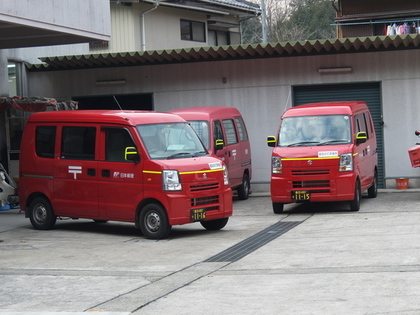 日本郵便の車