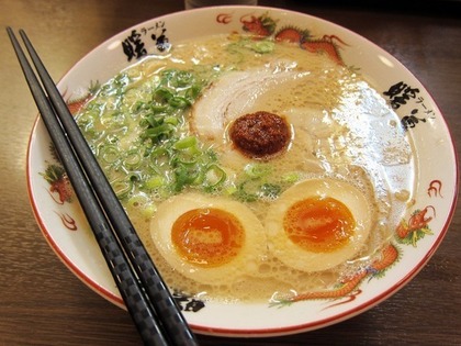 とんこつラーメン